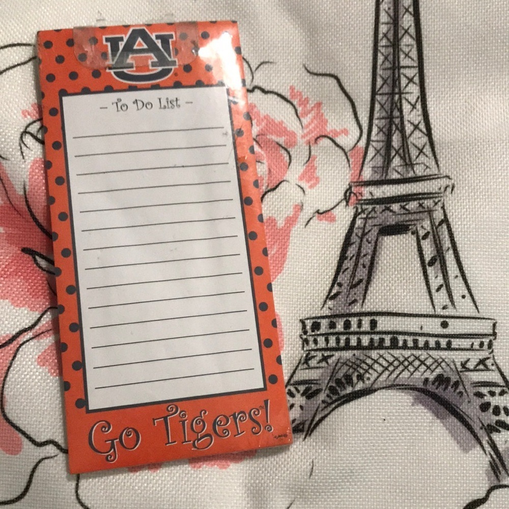2/$10. New Auburn magnetic notepad
